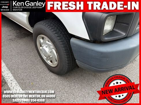 Used 2013 Ford E-150 and Econoline 150 w/ Commercial Cargo Van Pkg RWD image 11