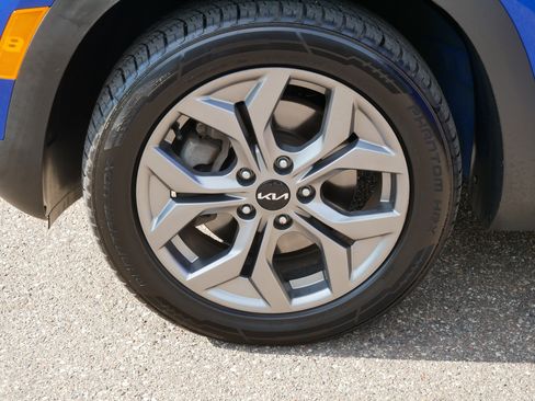 Certified 2024 Kia Seltos S AWD/4WD image 15