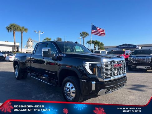 New 2026 GMC Sierra 3500 Denali w/ Technology Package AWD/4WD image 2