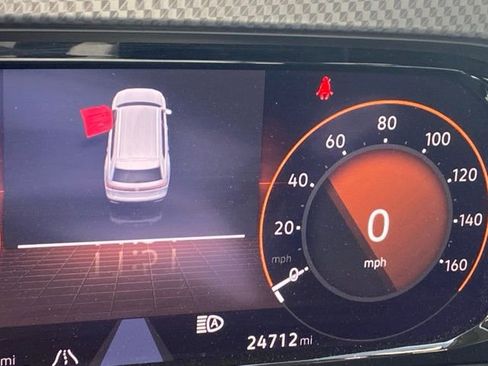 Used 2024 Volkswagen Atlas Peak Edition SEL AWD/4WD image 5