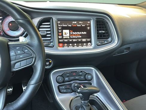 Used 2022 Dodge Challenger R/T Scat Pack RWD image 18