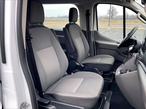 Used 2022 Ford Transit 350 XLT image 8