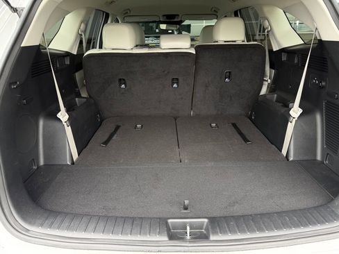 Certified 2025 Kia Sorento S FWD image 11