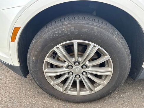 Used 2019 Cadillac XT5 Luxury AWD/4WD image 6