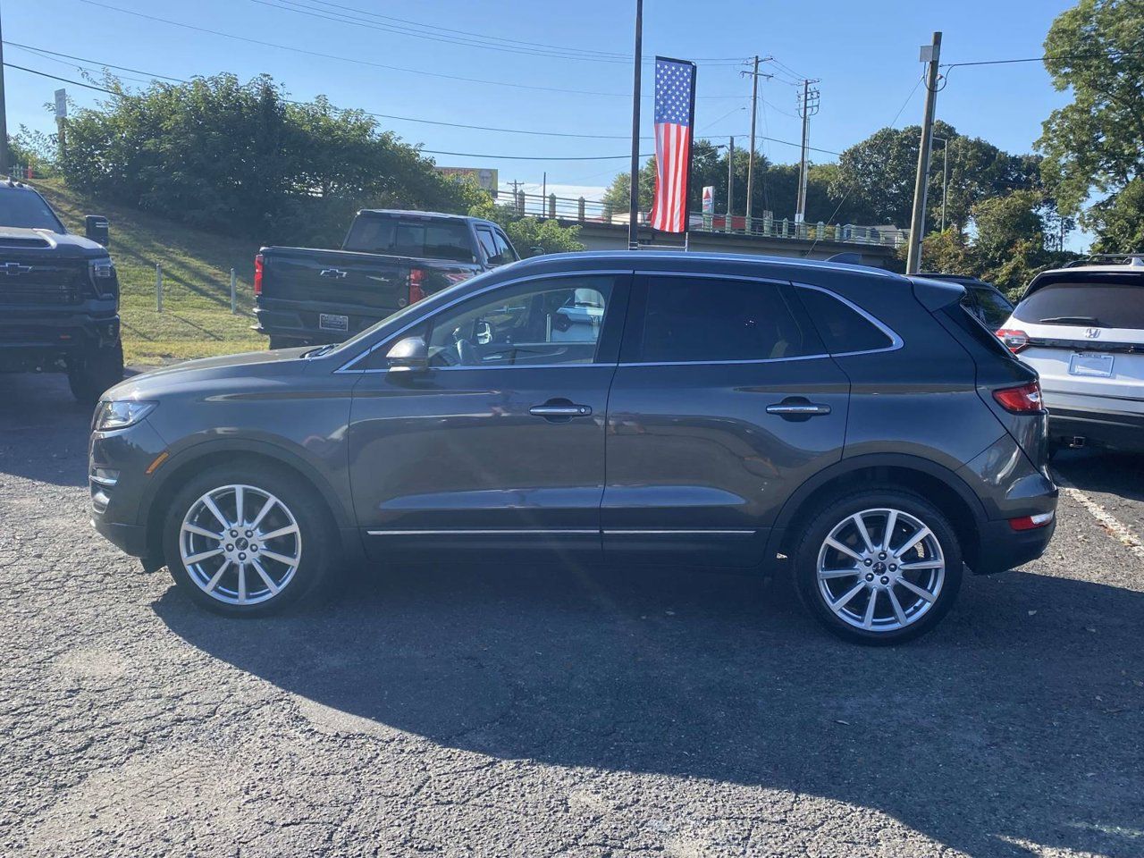 Used 2019 Lincoln MKC Reserve FWD image 5