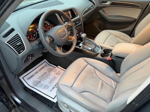 Used 2014 Audi Q5 2.0T Premium w/ Lighting Package AWD/4WD image 10
