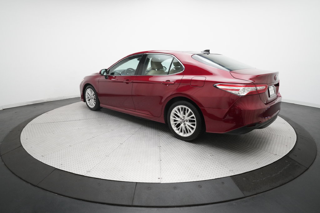 Used 2018 Toyota Camry XLE w/ Audio Package FWD image 32