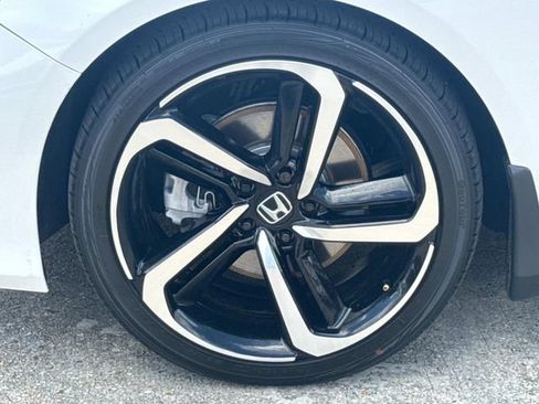 Used 2022 Honda Accord Sport image 5
