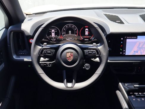 New 2026 Porsche Cayenne AWD/4WD image 15