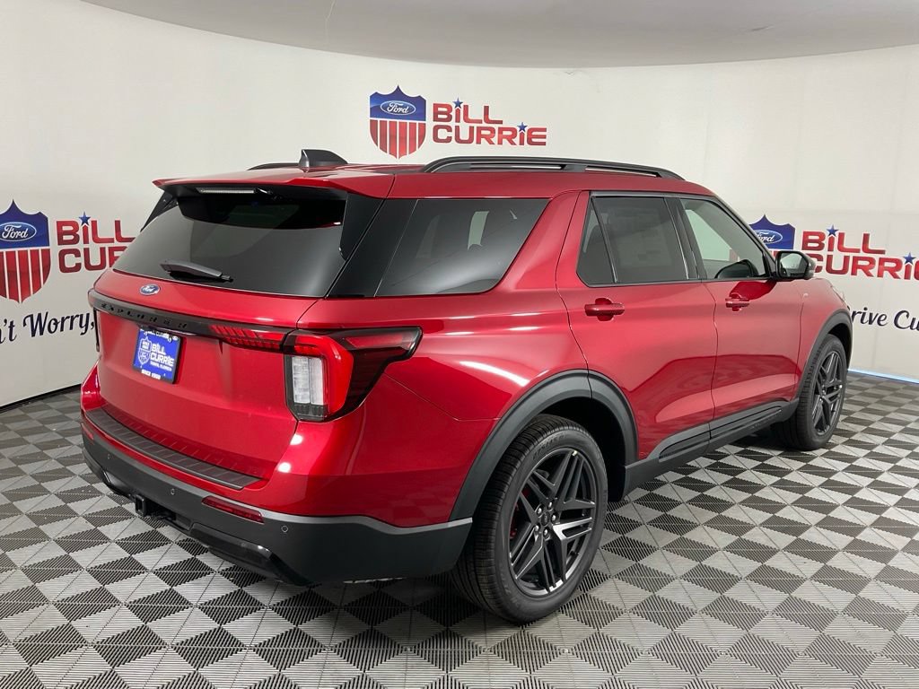 New 2026 Ford Explorer ST-Line w/ ST-Line Street Pack RWD image 3