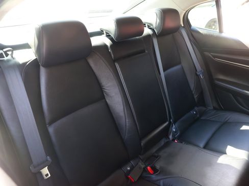 Used 2021 MAZDA MAZDA3 s image 17