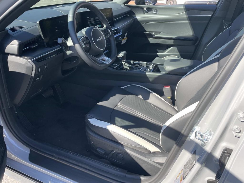 New 2026 Kia K5 GT-Line FWD image 7