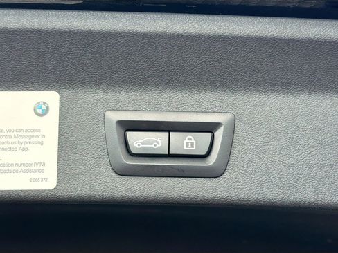 Used 2023 BMW X3 xDrive30i w/ Premium Package w/ZPA image 13