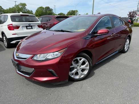 Used 2017 Chevrolet Volt Premier w/ Driver Confidence II Package image 1