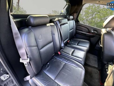 Used 2013 Cadillac Escalade EXT Premium AWD/4WD image 27