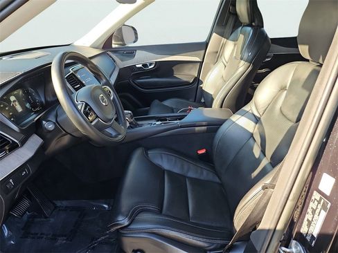 Used 2022 Volvo XC90 T6 Inscription w/ Advanced Package image 35