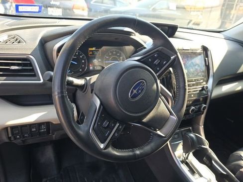 Used 2019 Subaru Ascent Limited AWD/4WD image 7