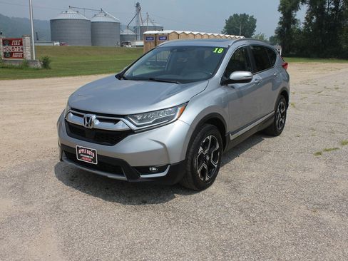 Used 2018 Honda CR-V Touring image 1