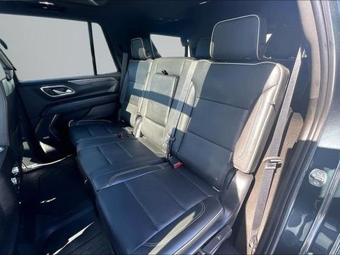Used 2021 GMC Yukon SLT w/ SLT Premium Package AWD/4WD image 26