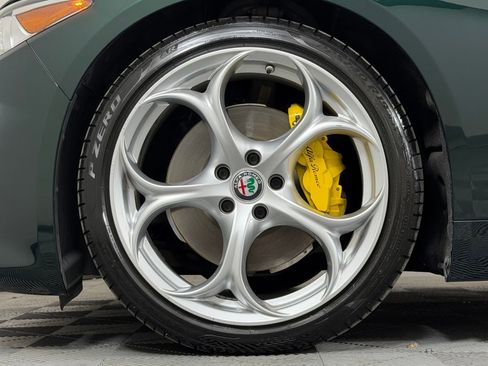 Used 2021 Alfa Romeo Giulia Ti Sport RWD image 12