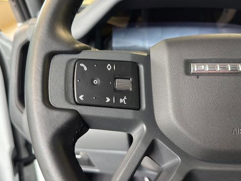 Used 2024 Land Rover Defender 110 X-Dynamic SE AWD/4WD image 23