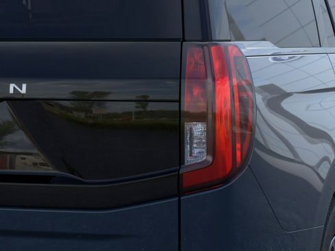 New 2026 Ford Expedition Active AWD/4WD image 21