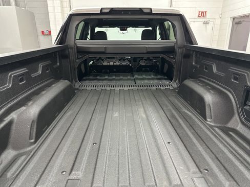 Used 2025 GMC Sierra EV Denali image 12