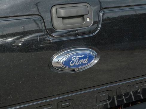 Used 2015 Ford F250 Lariat w/ Lariat Ultimate Package AWD/4WD image 56