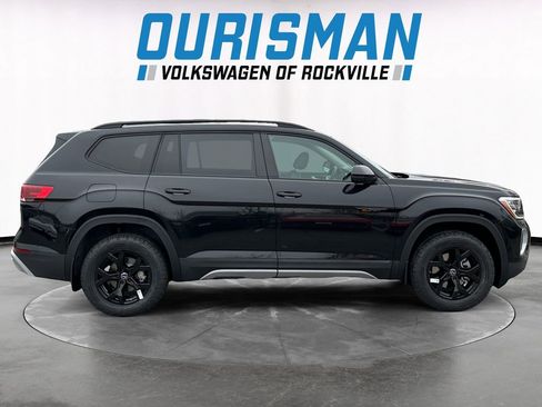 New 2026 Volkswagen Atlas Peak Edition image 7