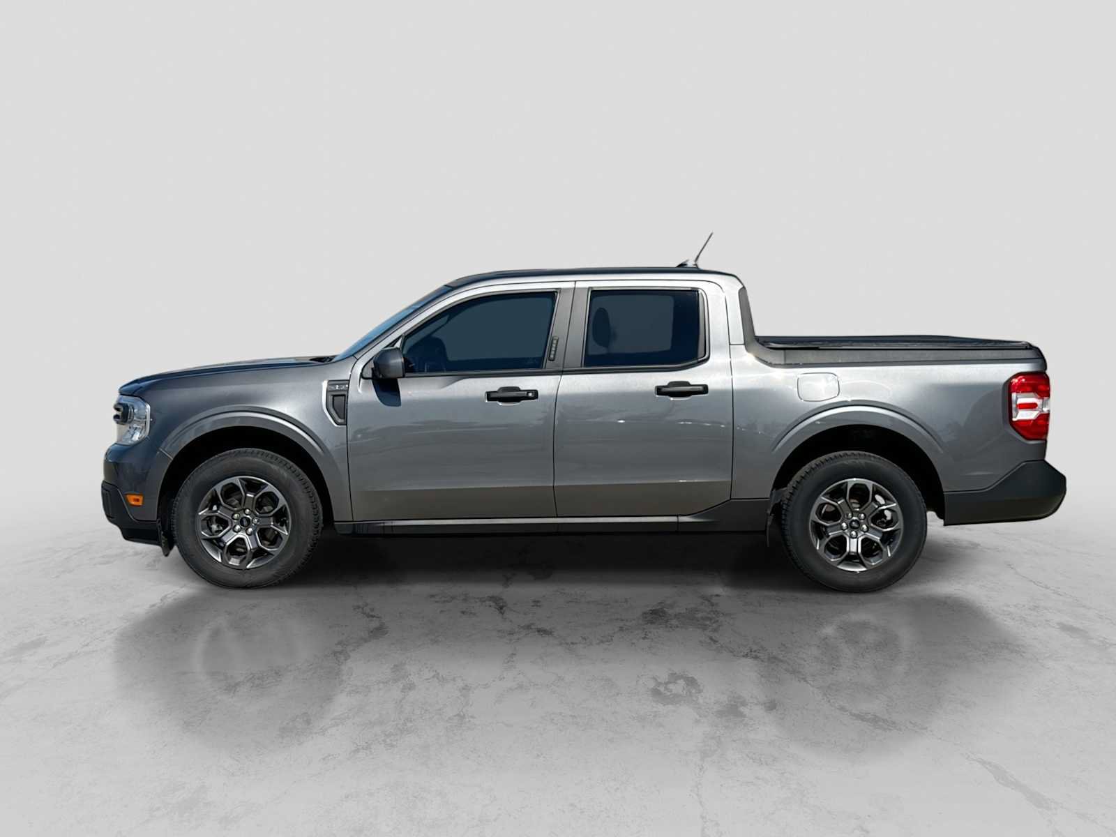 Used 2022 Ford Maverick XLT w/ Equipment Group 300A Standard AWD/4WD image 3