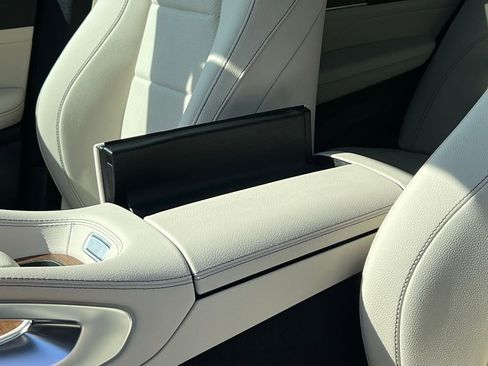Certified 2025 Mercedes-Benz GLE 450 4MATIC image 43