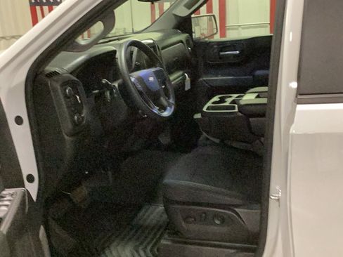 New 2025 Chevrolet Silverado 1500 Custom w/ Turbomax Blackout Package image 9