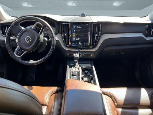 Used 2018 Volvo XC60 T6 Inscription w/ Luxury Seat Package AWD/4WD image 7