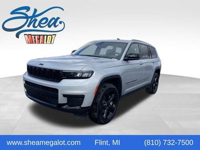 Used 2023 Jeep Grand Cherokee L Laredo