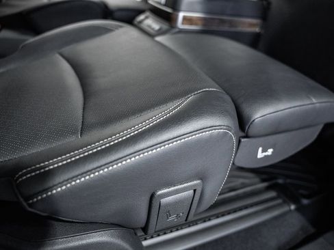 New 2026 Toyota Sienna Platinum image 34