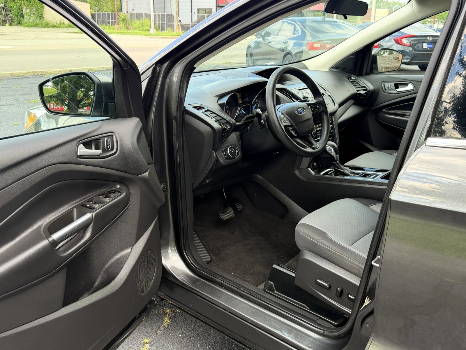 Used 2018 Ford Escape SE AWD/4WD image 11