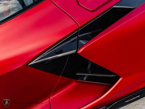 Used 2025 Lamborghini Revuelto AWD/4WD image 13
