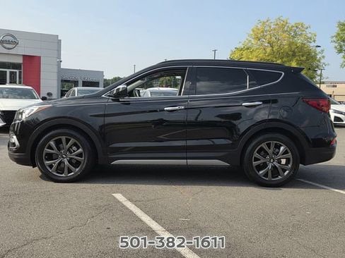 Used 2017 Hyundai Santa Fe Sport FWD image 2