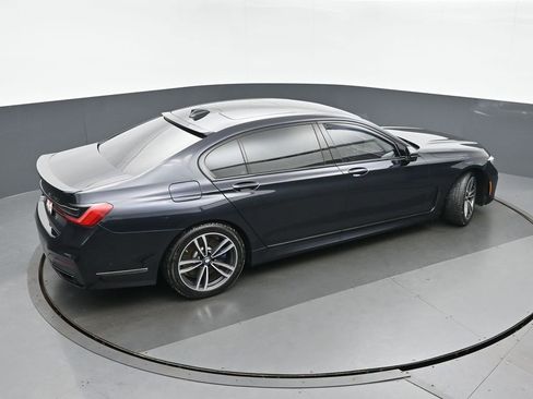 Used 2022 BMW 750i xDrive w/ Luxury Rear Seating Package image 36