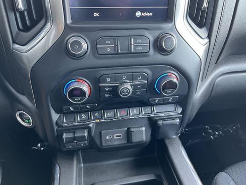 Used 2021 Chevrolet Silverado 1500 RST AWD/4WD image 28