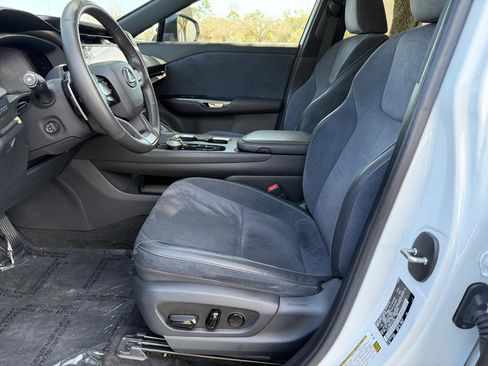 Used 2023 Lexus RZ 450e Premium w/ Accessory Package (Z1) image 12