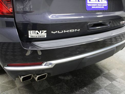 Used 2025 GMC Yukon XL Denali AWD/4WD image 50