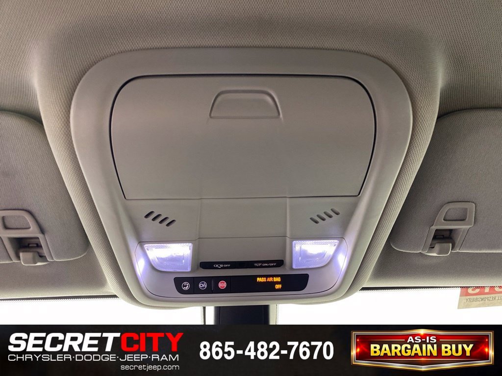 Used 2018 Chevrolet Equinox LT FWD image 19