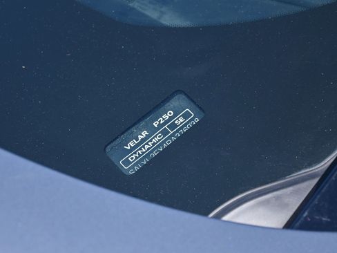 Used 2024 Land Rover Range Rover Velar Dynamic SE image 40