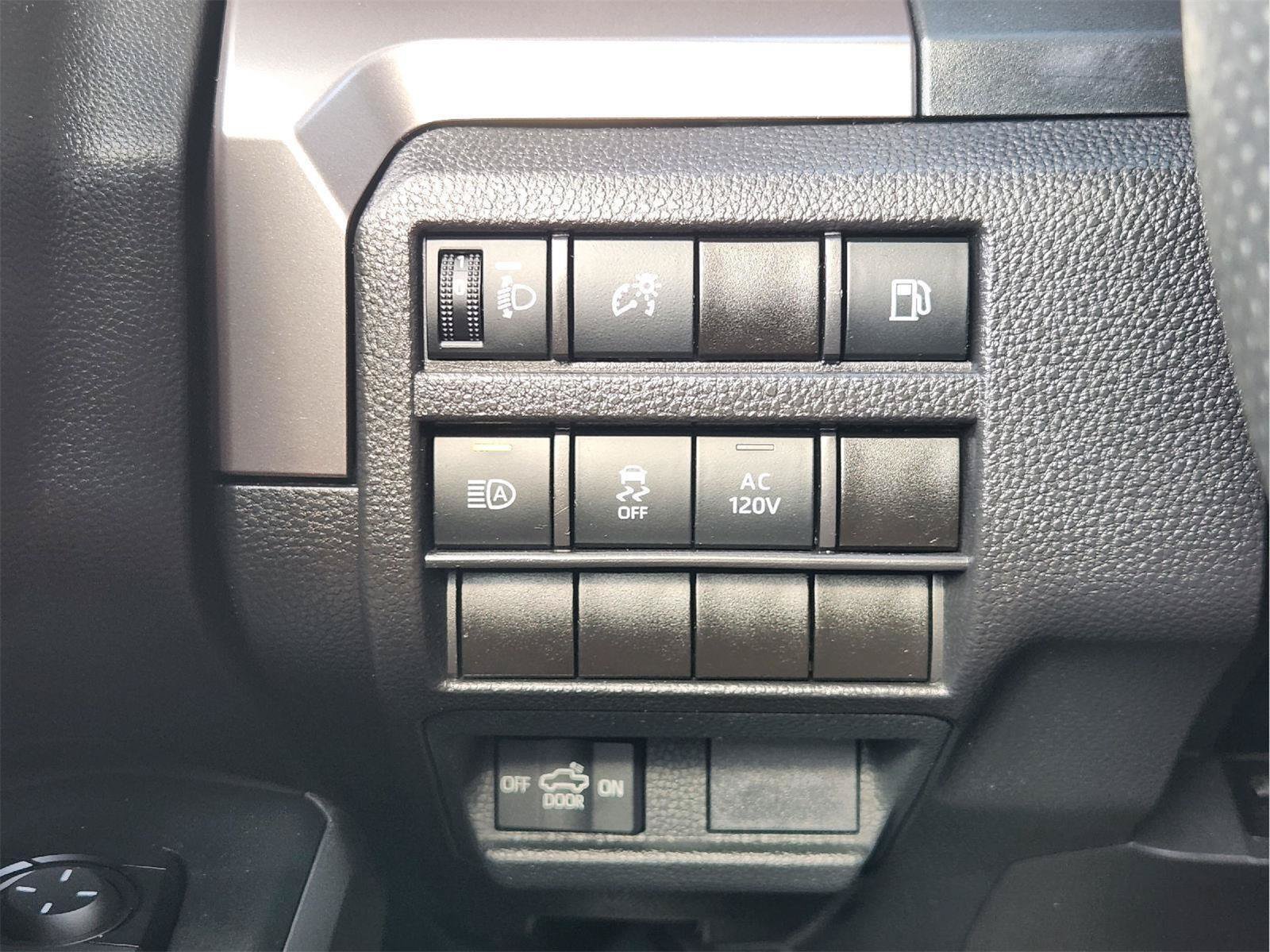 Used 2025 Toyota Tacoma TRD Sport AWD/4WD image 23