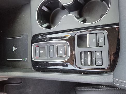 Used 2025 Honda Pilot EX-L image 30