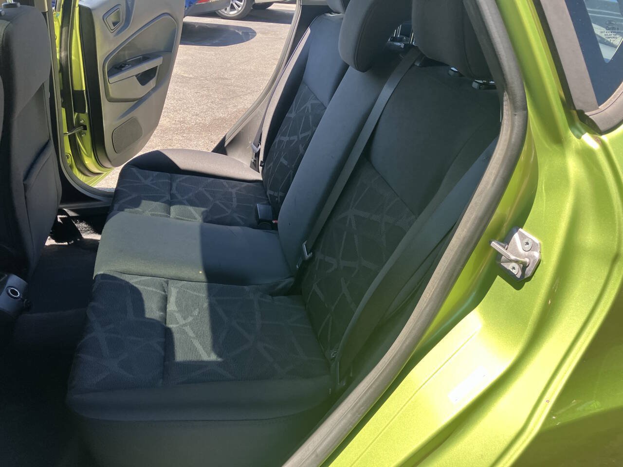 Used 2011 Ford Fiesta SE w/ 203A Rapid Spec Order Code FWD image 29