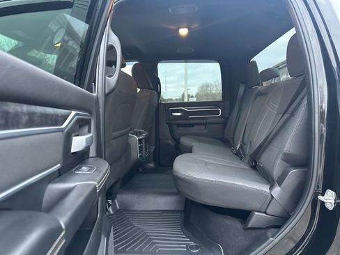 Used 2024 RAM 3500 Big Horn w/ Sport Appearance Package image 24