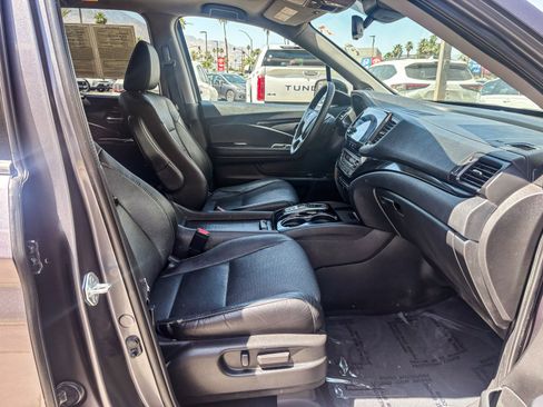 Used 2022 Honda Pilot Elite image 19