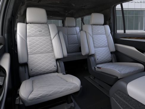 New 2026 Cadillac Escalade ESV Platinum Luxury w/ LPO, Radiant Package AWD/4WD image 17